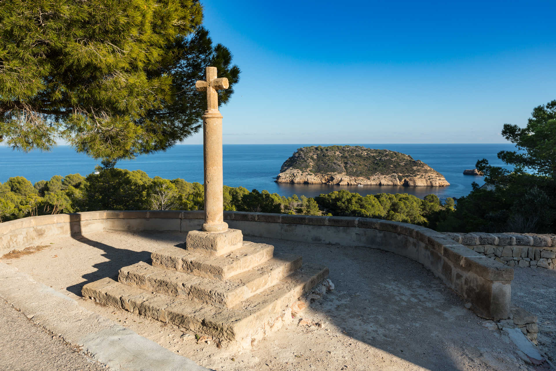 Scenic viewpoint near Jávea with coastal landscape