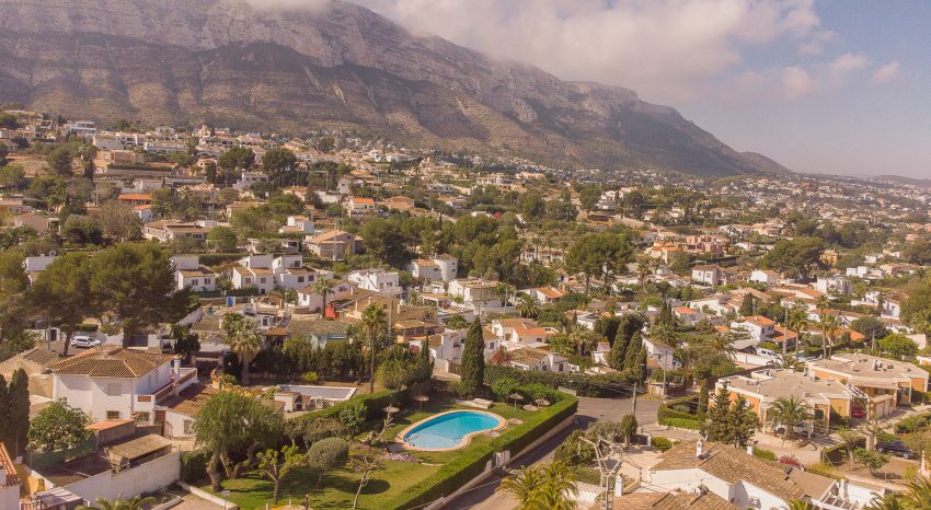 Aerial view of Montesol in Dénia with surrounding mountains