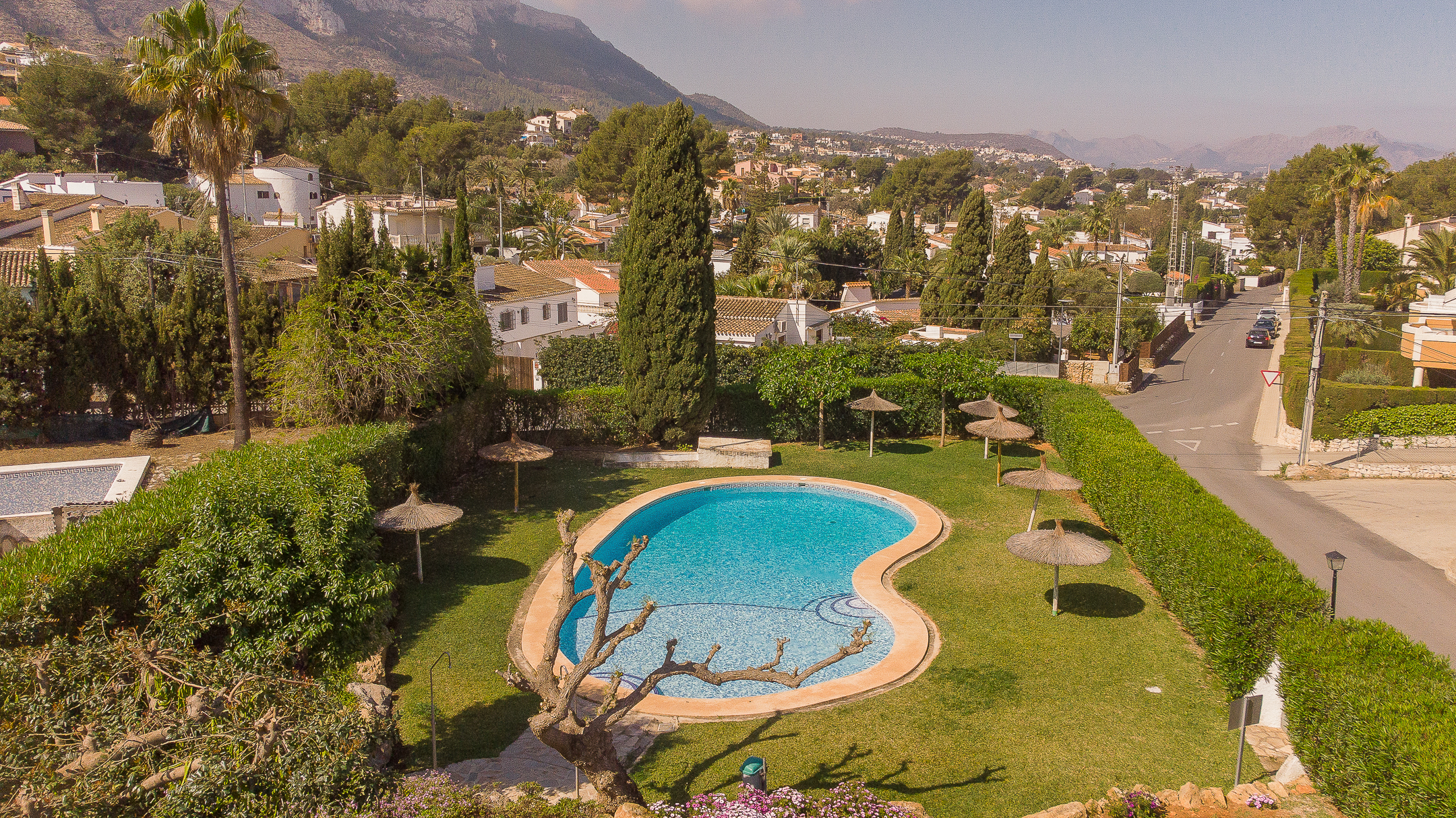 Aerial view of the pool area at apartment Montesol in Dénia