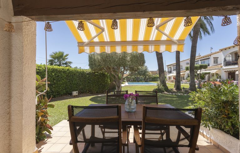 Apartment Retiro Sol A1 in Dénia – Interior and terrace