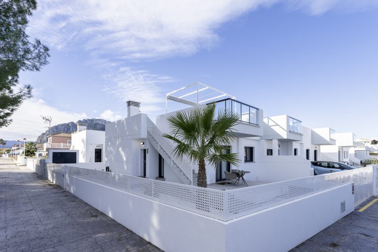 Holiday rental in Els Poblets terrace view